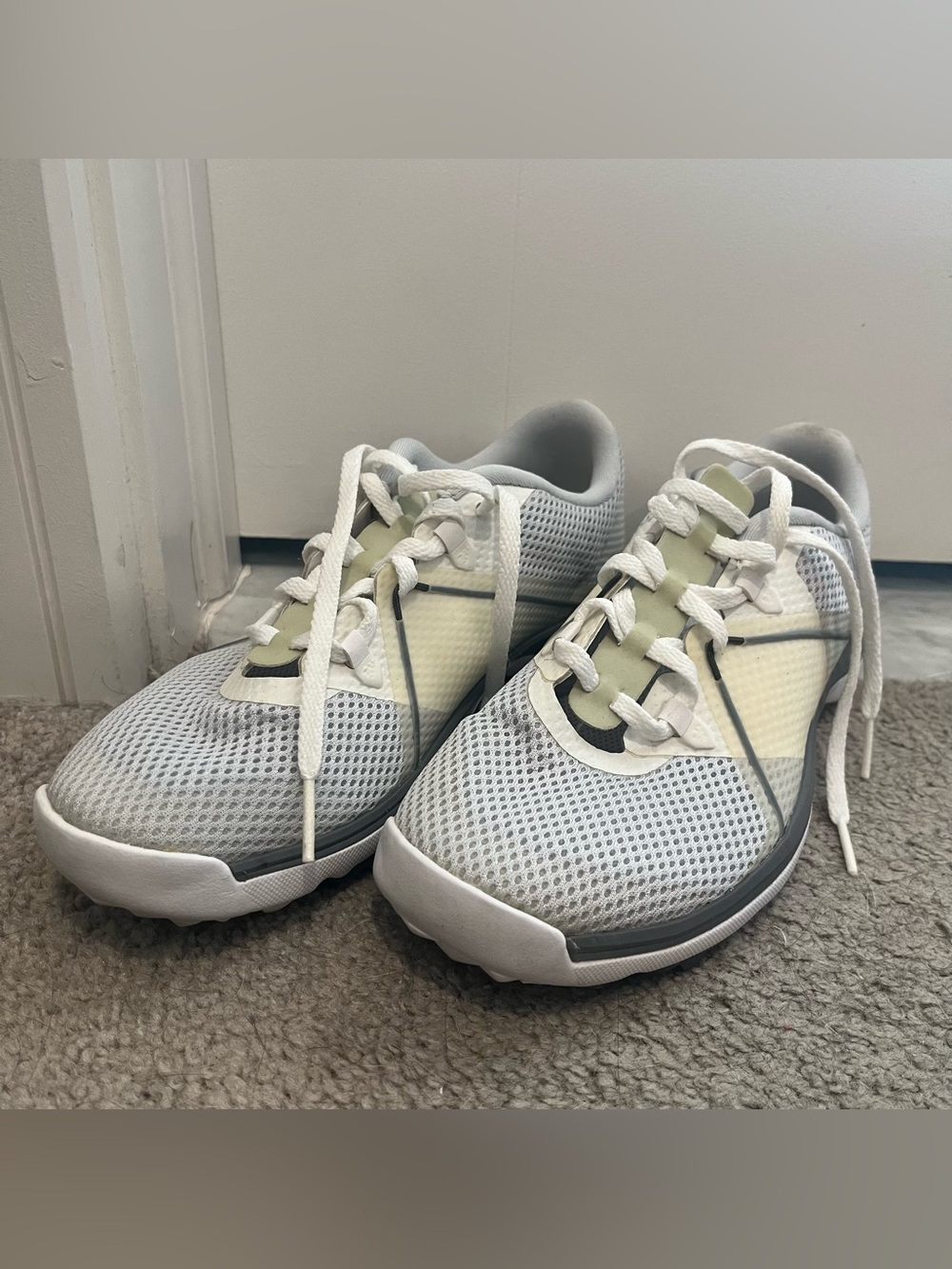 Women’s Nike Lunarlon golf shoes